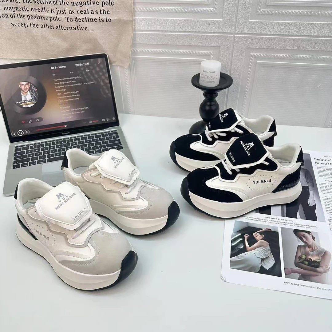 2025春季新款时尚百搭厚底保暖防滑休闲鞋 8258  JMA