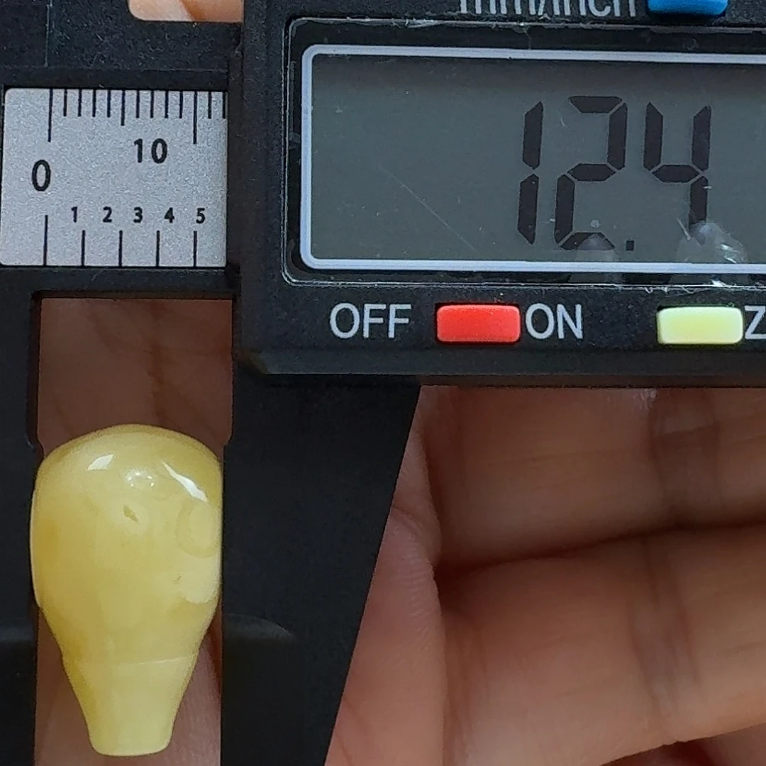 蜜蜡未镶嵌裸石40