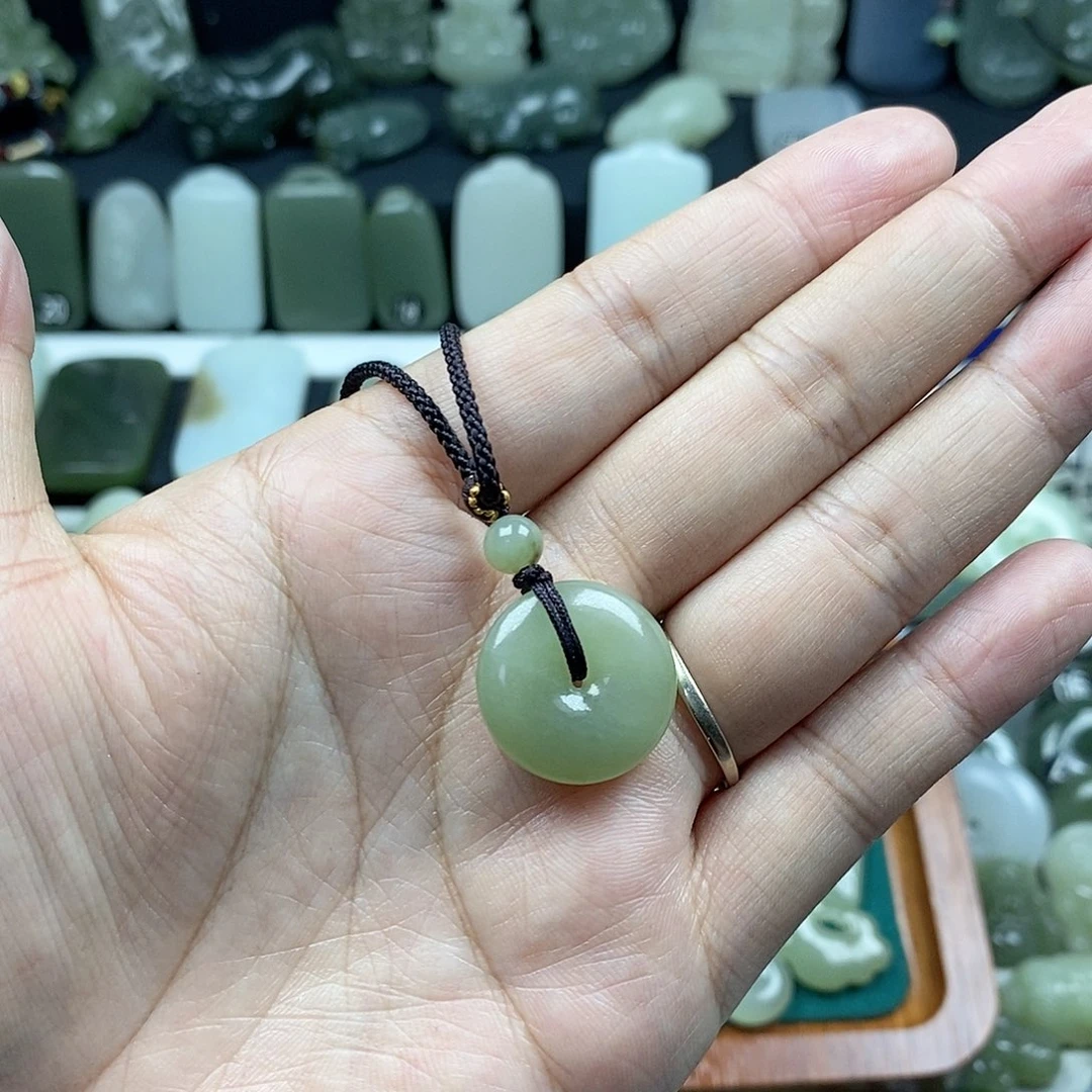 和田玉未镶嵌颈饰平安扣2908