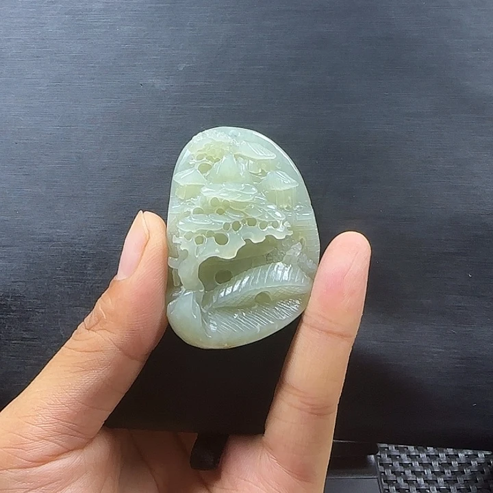 漂***时和田玉未镶嵌挂件