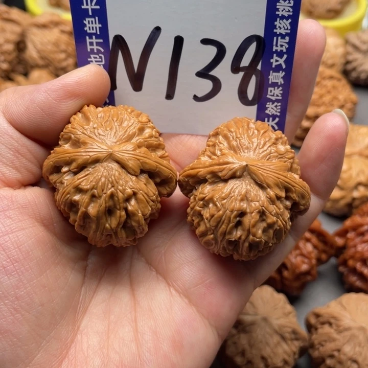 把件文玩核桃白狮子37尺