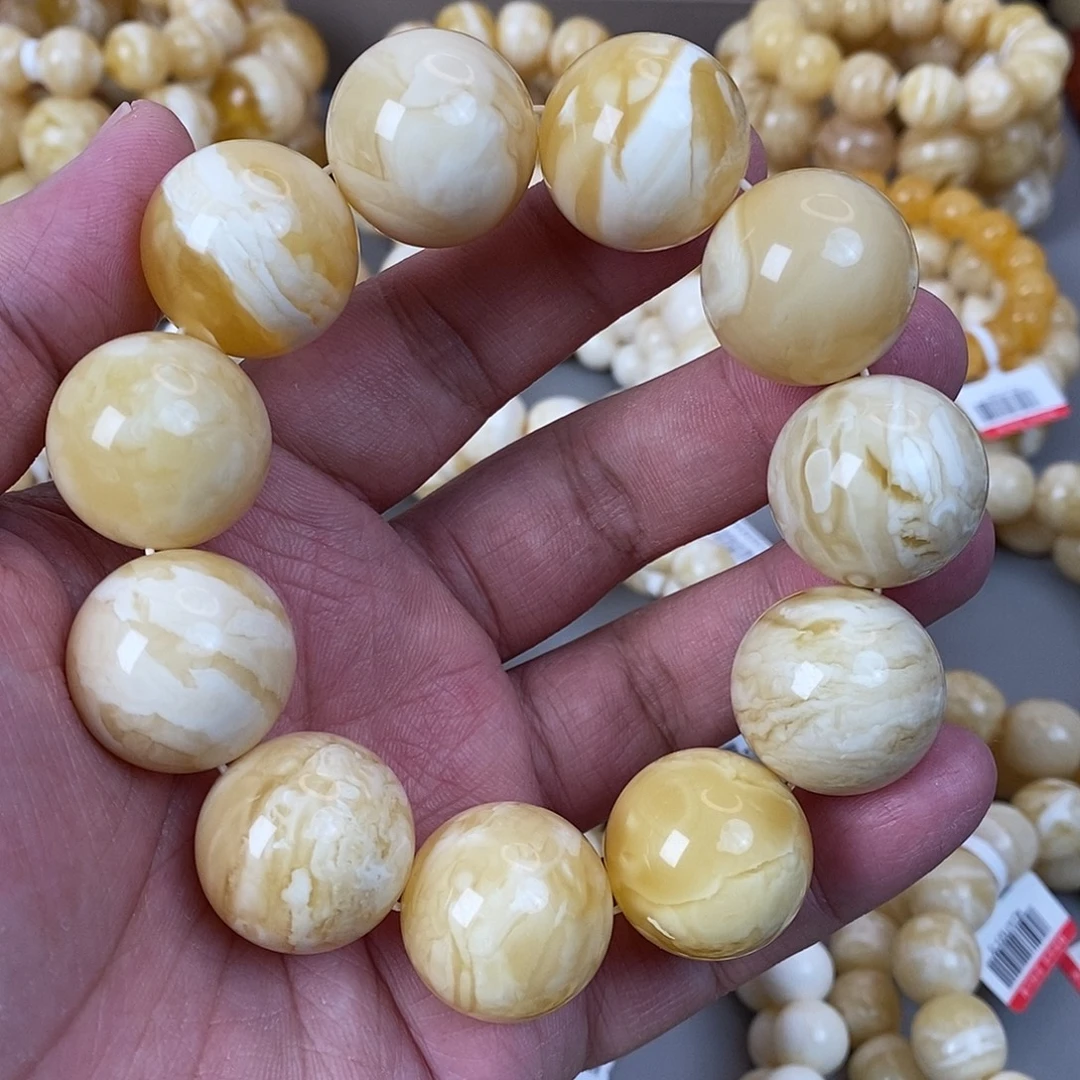 蜜蜡未镶嵌珠宝奇石