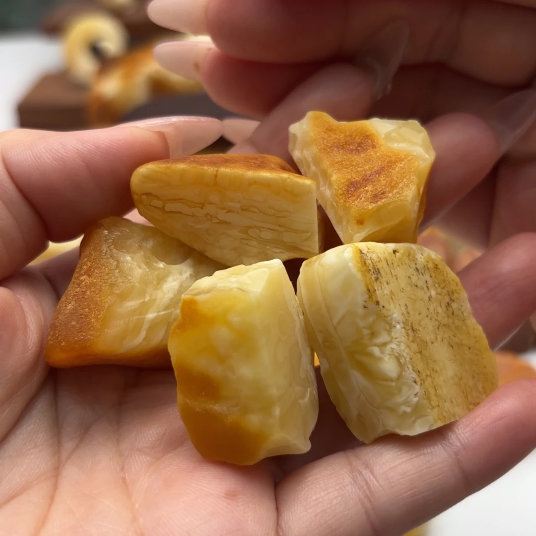 定制琥珀未镶嵌初*琥珀