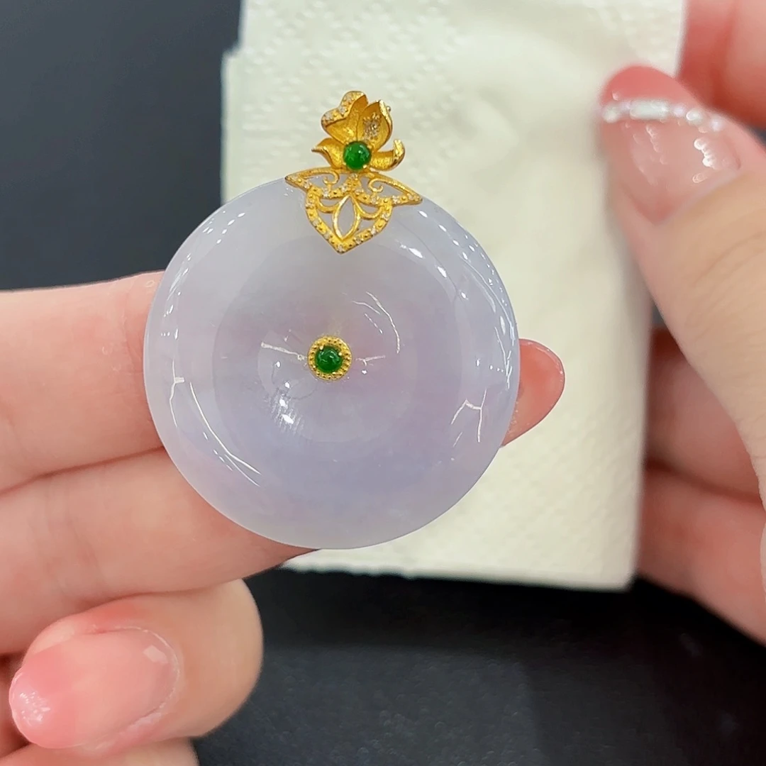 翡翠18K金镶嵌颈饰精品•平安扣吊坠