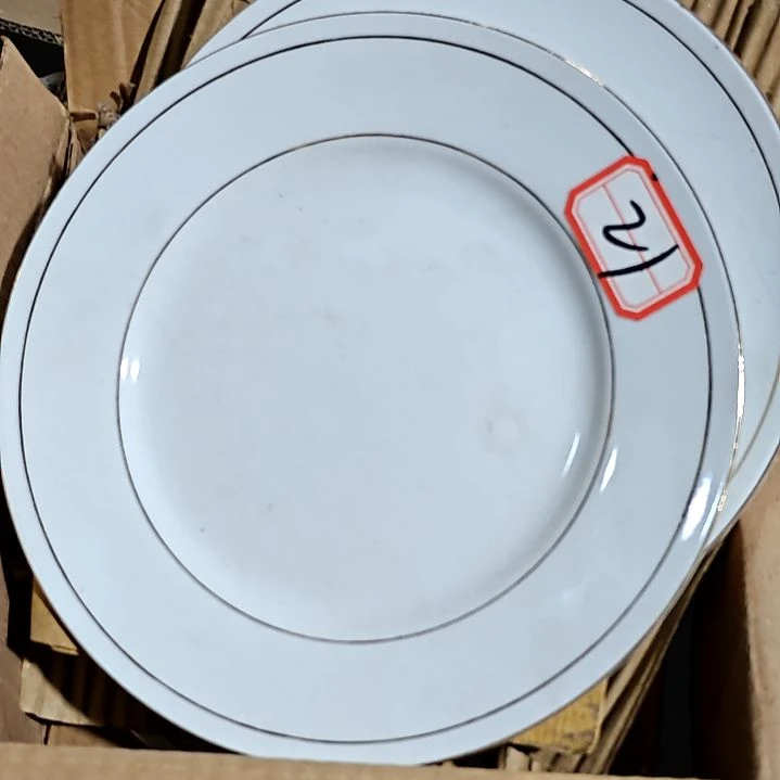 摆件陶瓷盘子碗啥都有