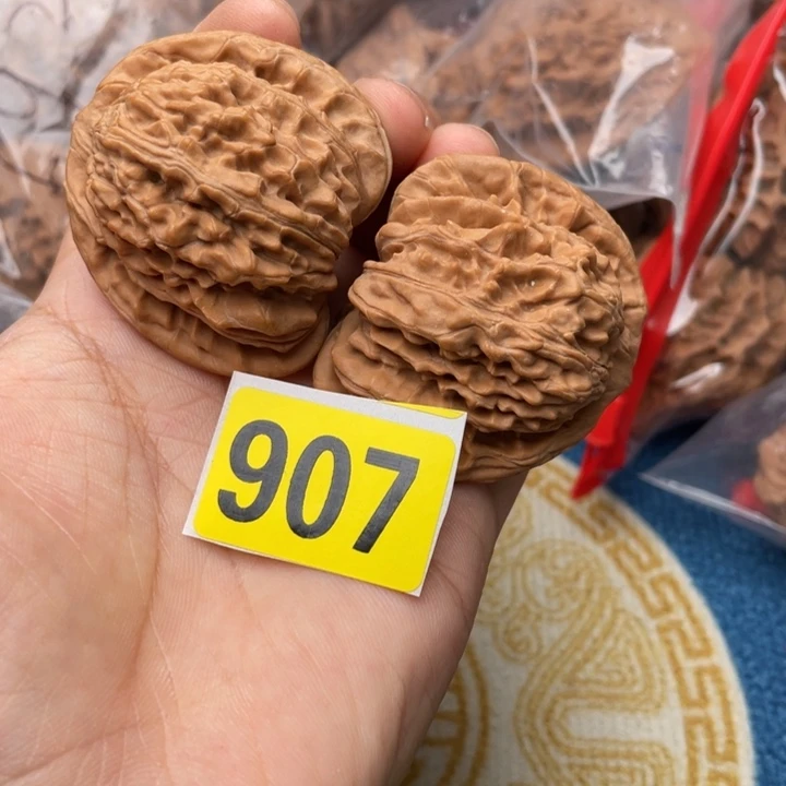 文玩核桃把件核桃