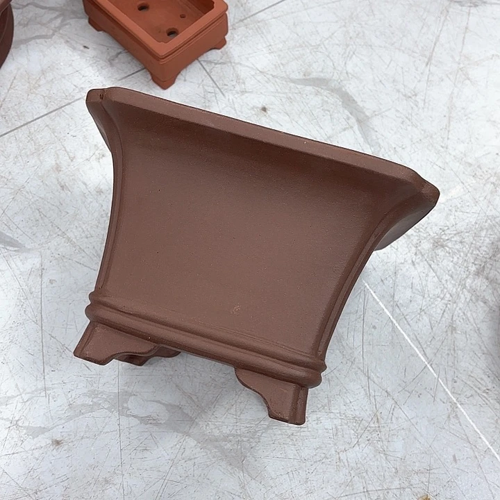 紫砂花盆紫砂的颜色很好看呀