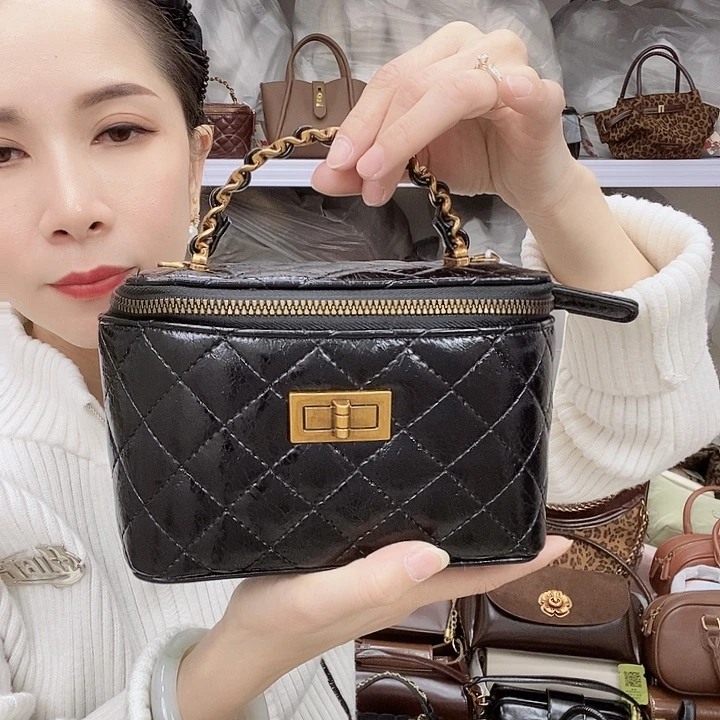 蚕丝小牛剖层皮革PU8518