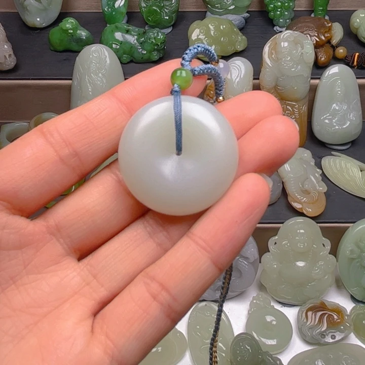 和田玉挂件未镶嵌