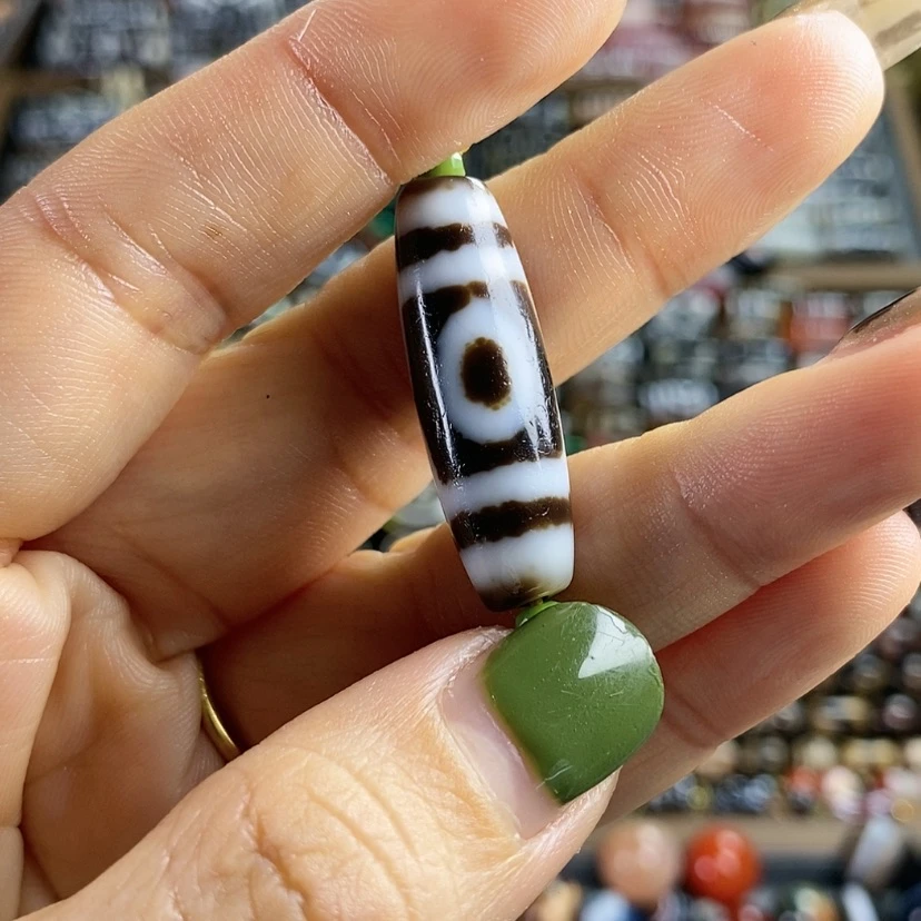 【闪购商品】玛瑙/玉髓散珠ヤ****、