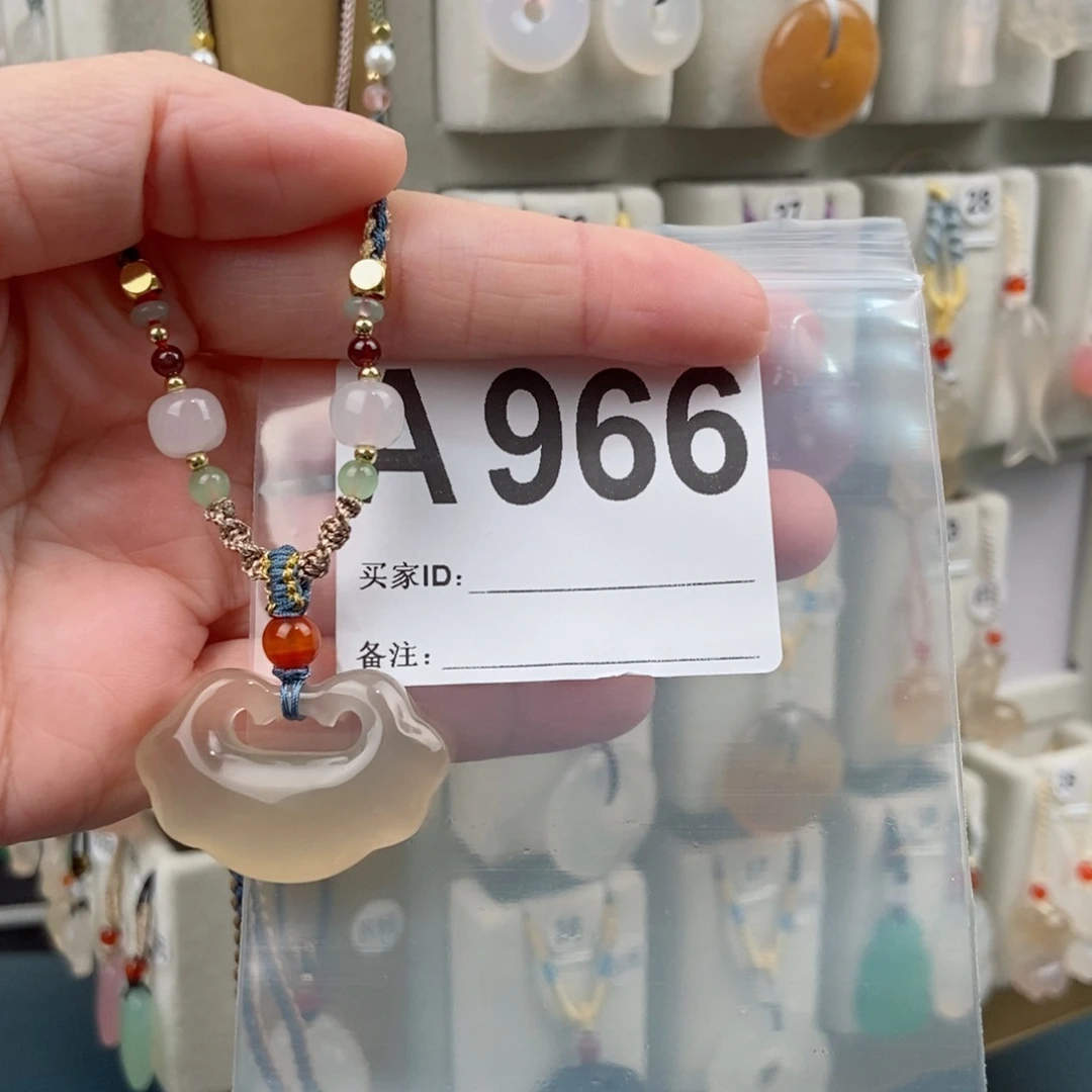 玛瑙/玉髓颈饰未镶嵌困****=