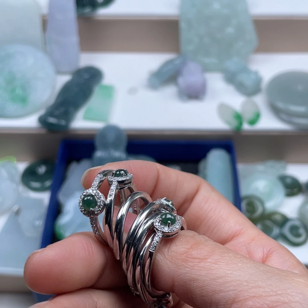 翡翠未镶嵌颈饰天然翡翠