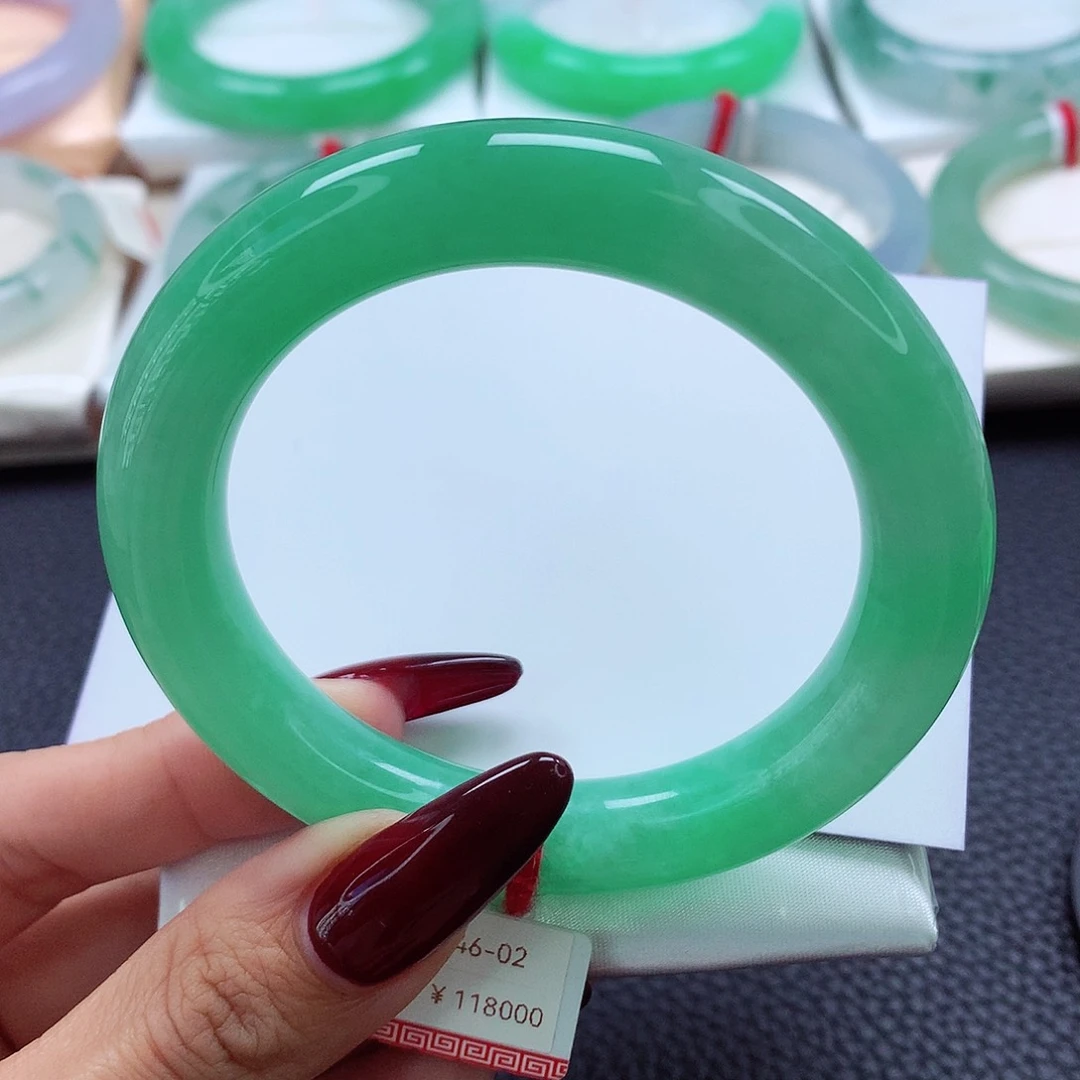 翡翠手镯未镶嵌54.55.56