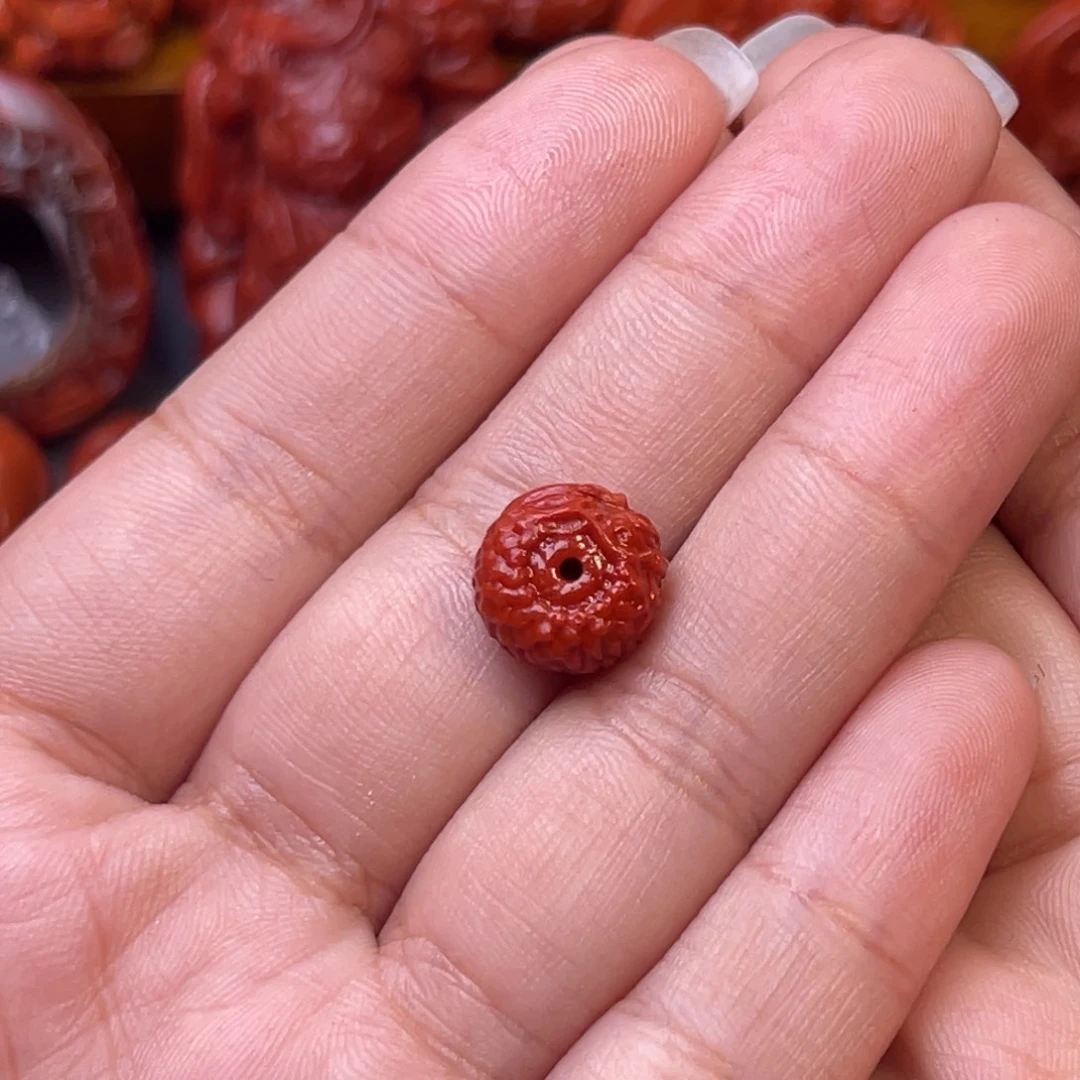 小***锋南红玛瑙未镶嵌川料瓦西龙扣11mm尺寸