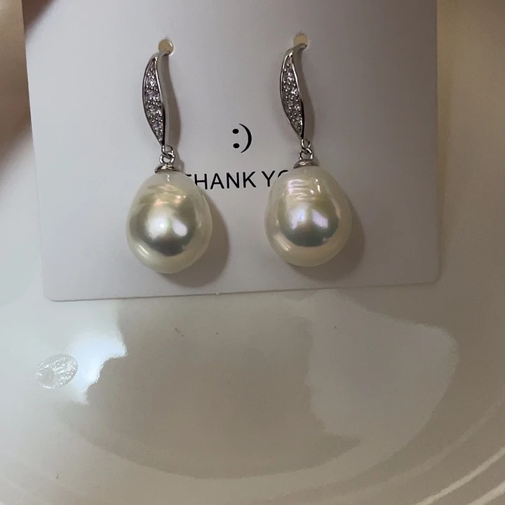 银S925镶嵌耳饰淡水珍珠