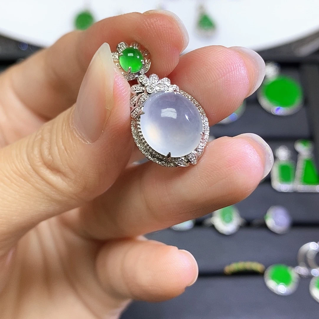 翡翠18K金镶嵌吊坠(不含链)