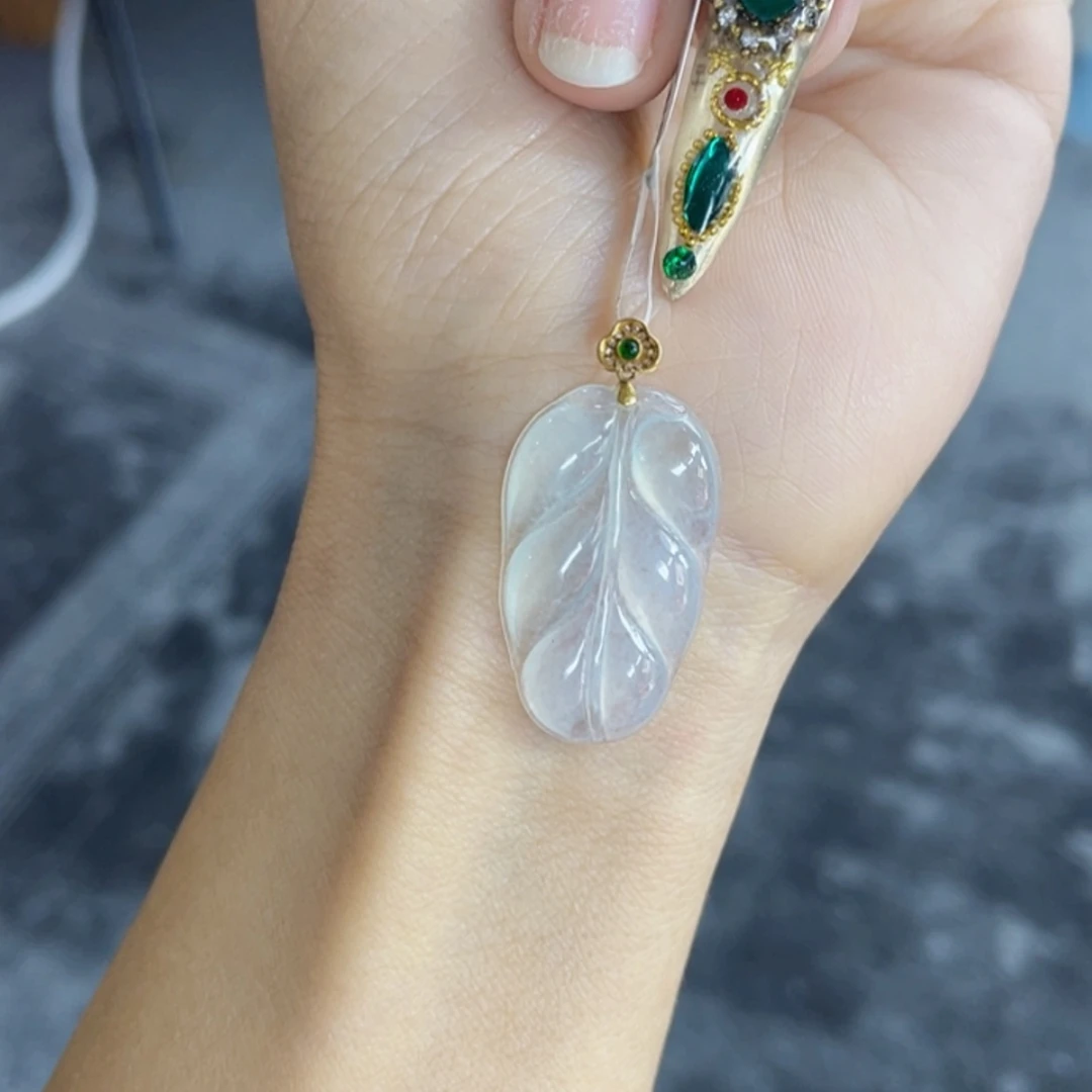 【闪购商品】翡翠颈饰18K金镶嵌21号 金枝玉叶