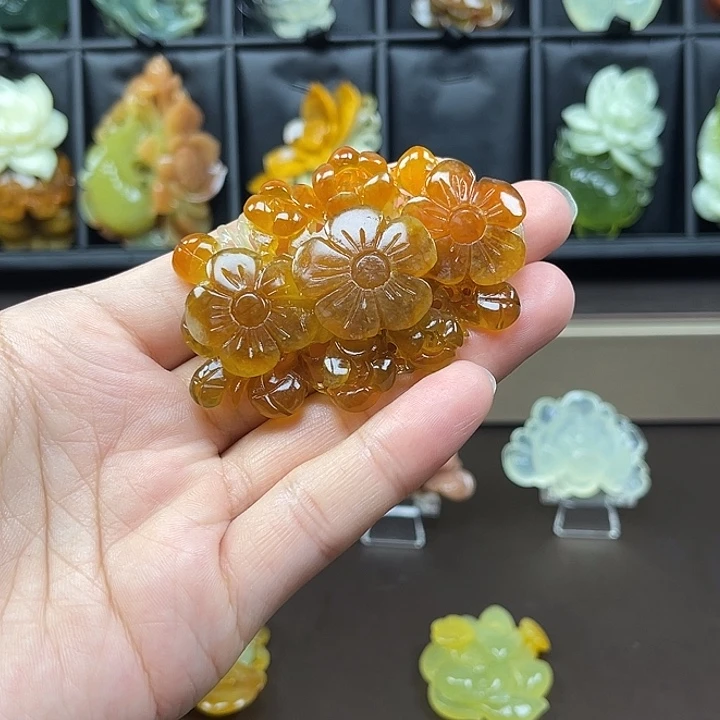蛇纹石玉未镶嵌吊坠(不含链)