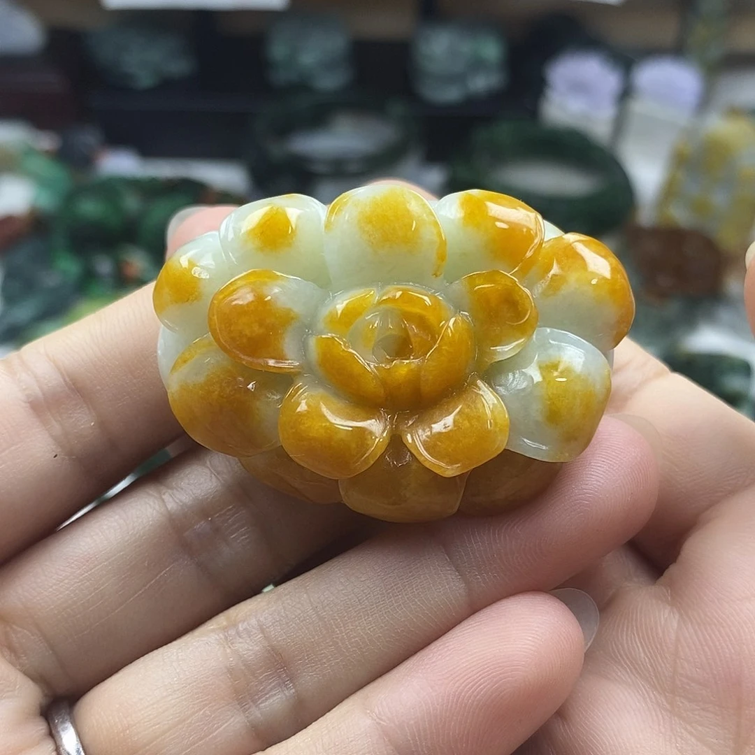 颈饰未镶嵌翡翠玉**心牌子