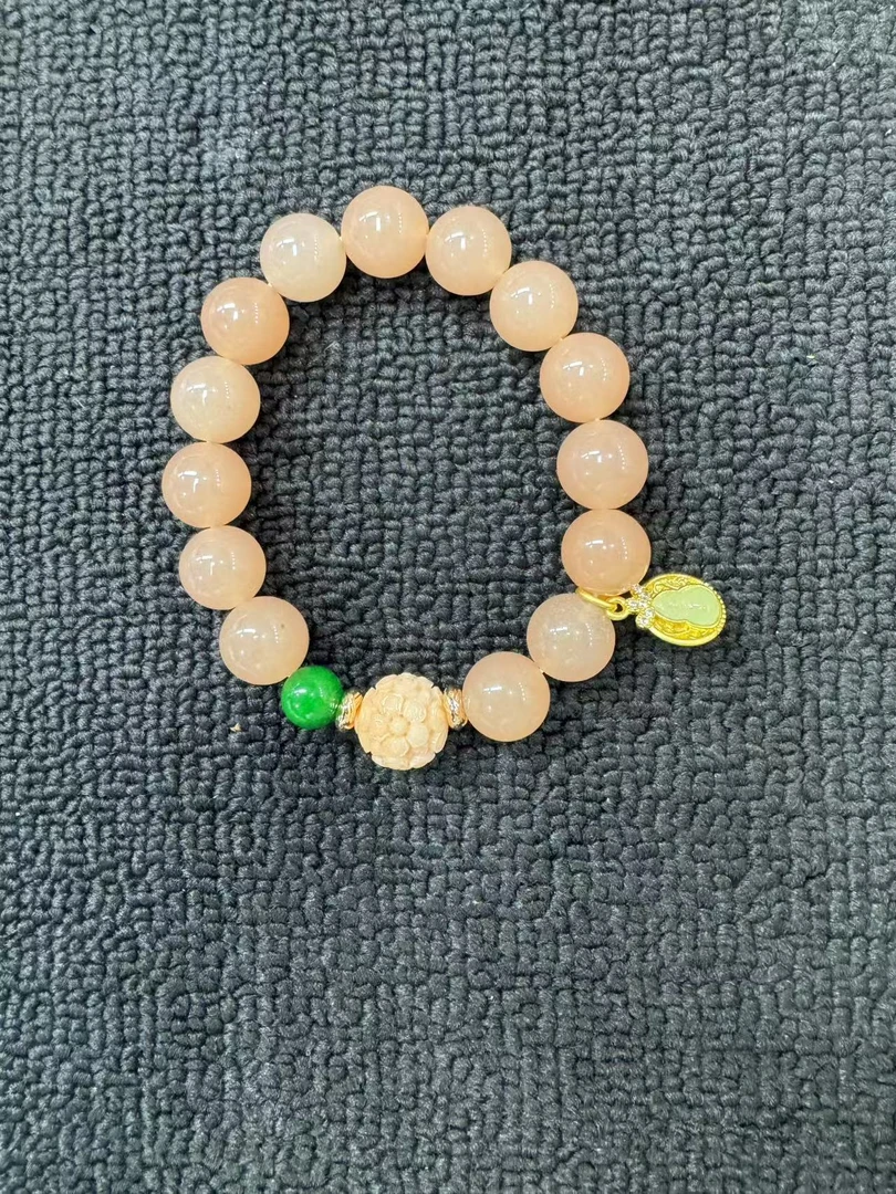 1209时尚气质精美精致手链多样性发其一