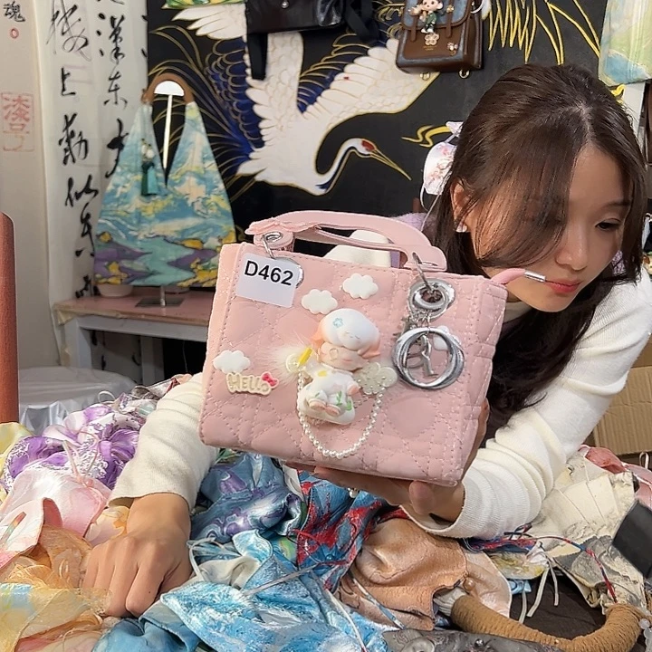 凤***殇462娃包手作不退不换