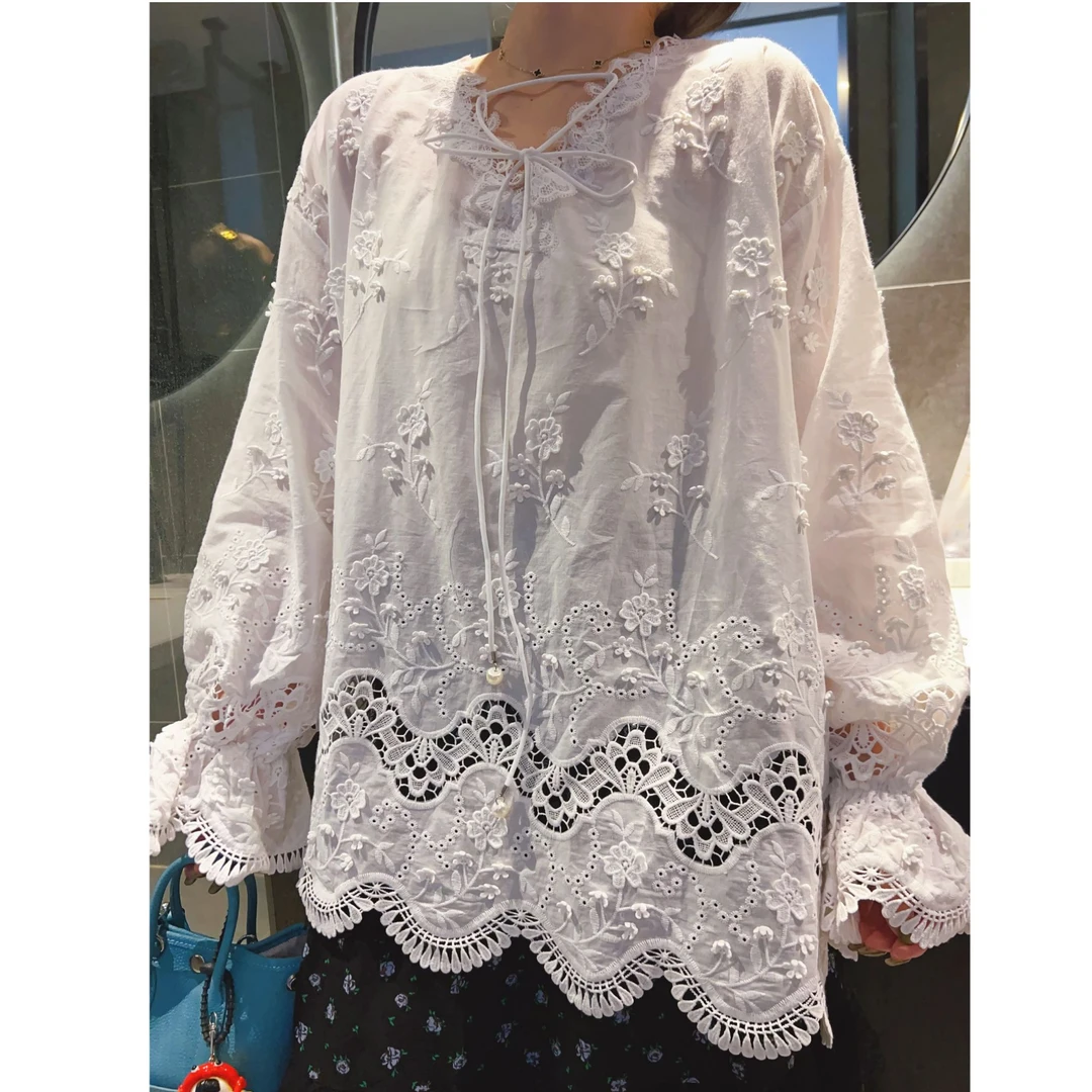 春季新款宽松中长款衬衫女韩版系带镂空勾花时尚百搭蕾丝花边上衣