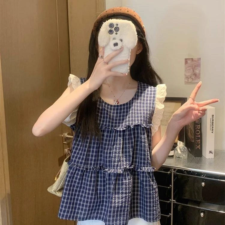 甜美蕾丝小飞袖衬衫无袖2025夏季减龄新款格子耳边上衣娃娃