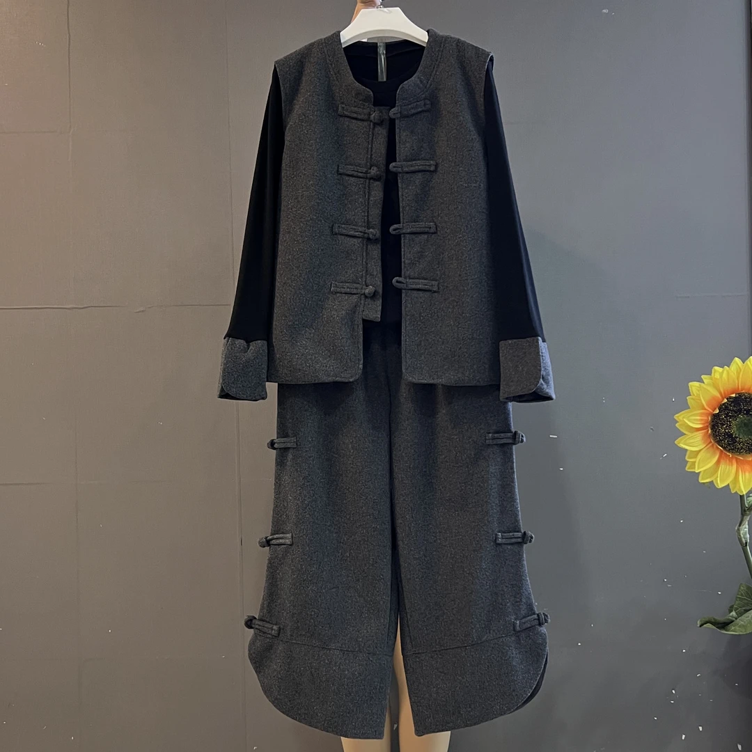 新款时尚宽松复古盘扣马甲➕打底衫➕阔腿裤新中式三件套