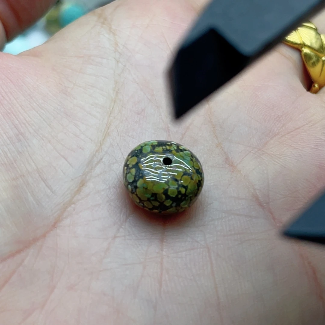 未镶嵌南红玛瑙珠宝奇石