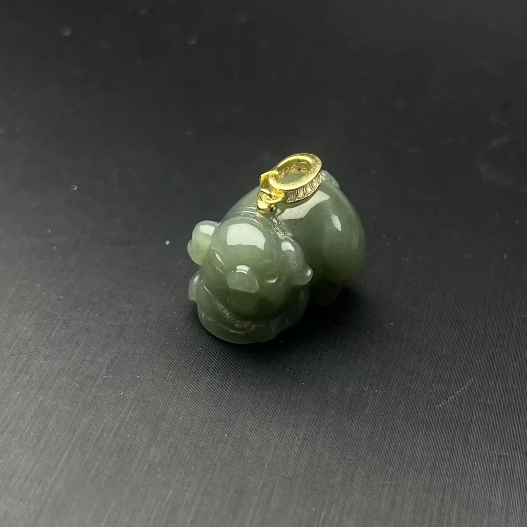 ZBG2513碧玉小猪吊坠925(珠宝多样性发其一）