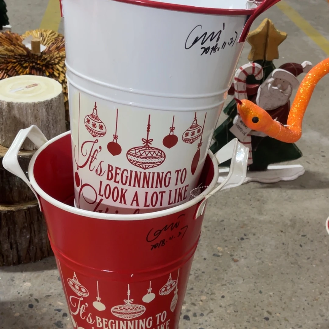 有机玻璃一红一白