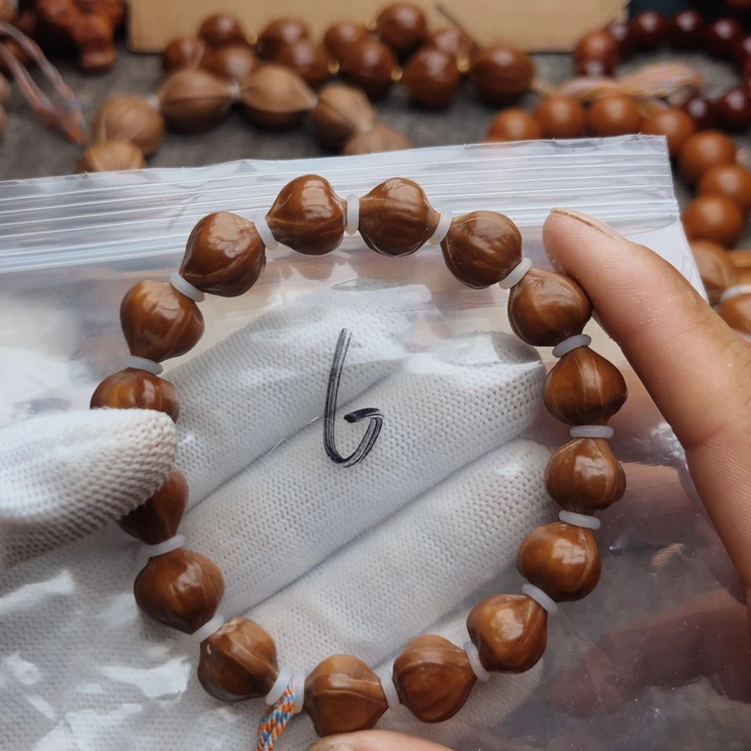 橄榄核手串/手链6号，1.3蜜桃臀