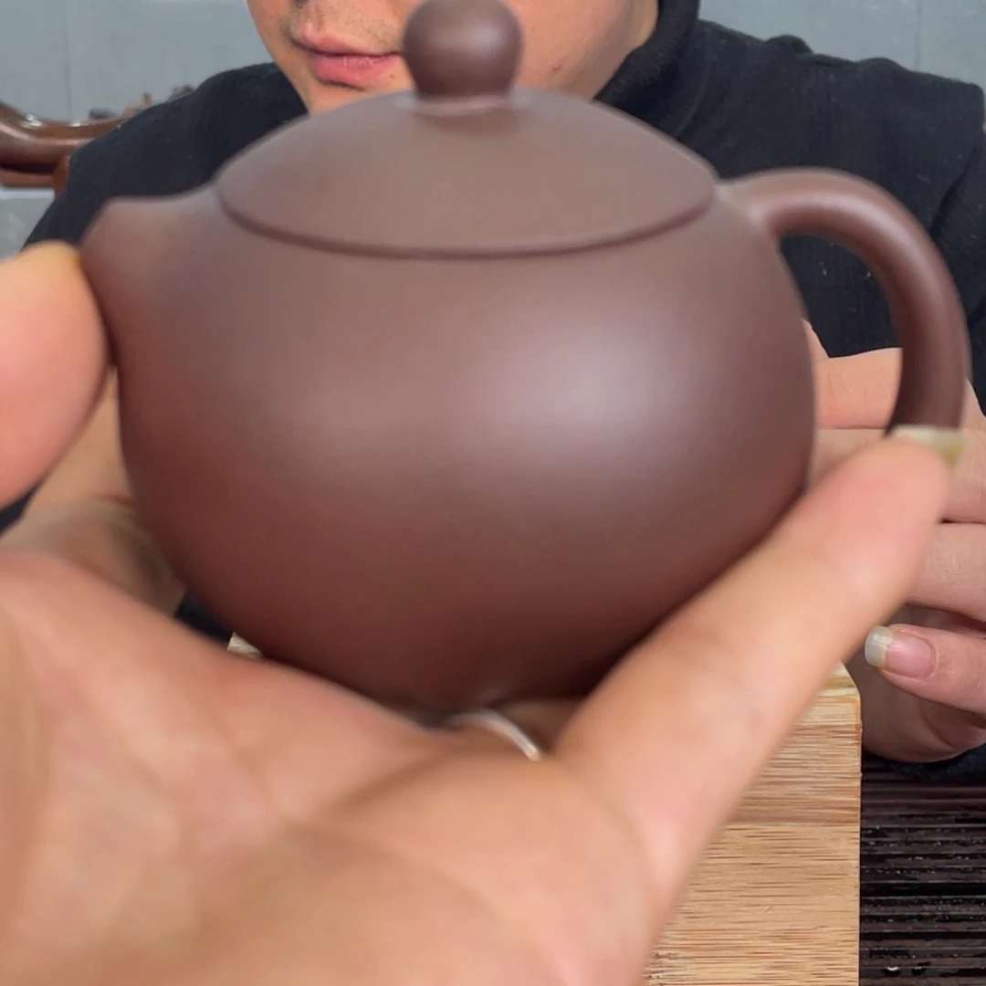 紫砂茶壶我不在这里吃饭
