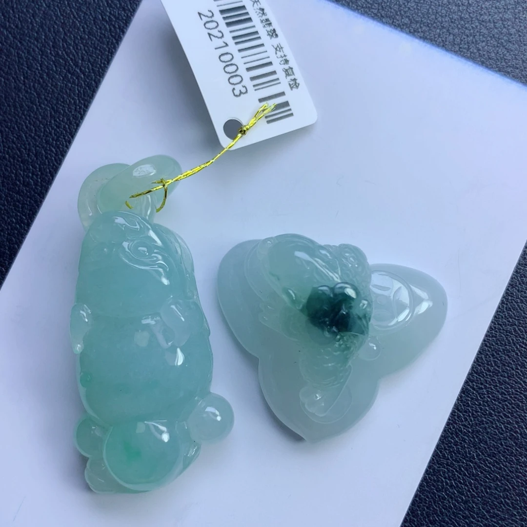 诺***颈饰未镶嵌翡翠金蟾