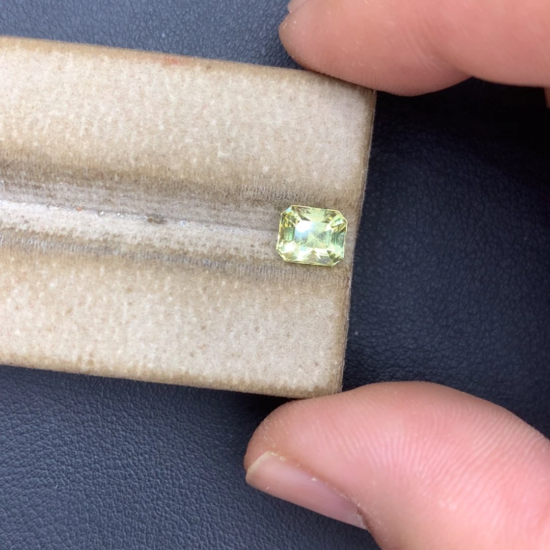 裸石金绿宝石1.55ct