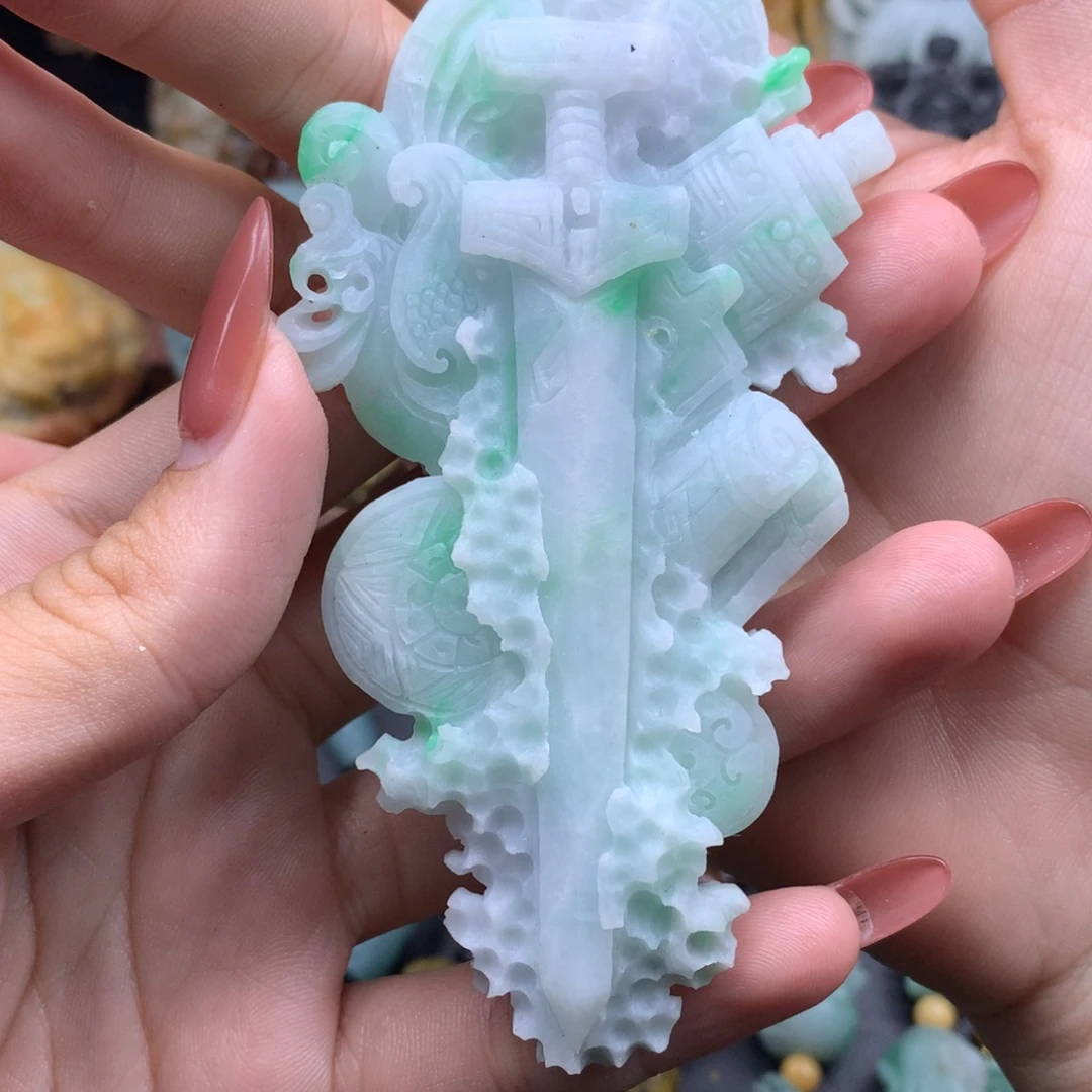 稳***，定制翡翠未镶嵌翡翠