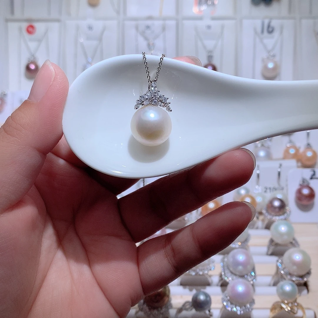 未镶嵌吊坠(赠链)淡水珍珠CC14.5mm