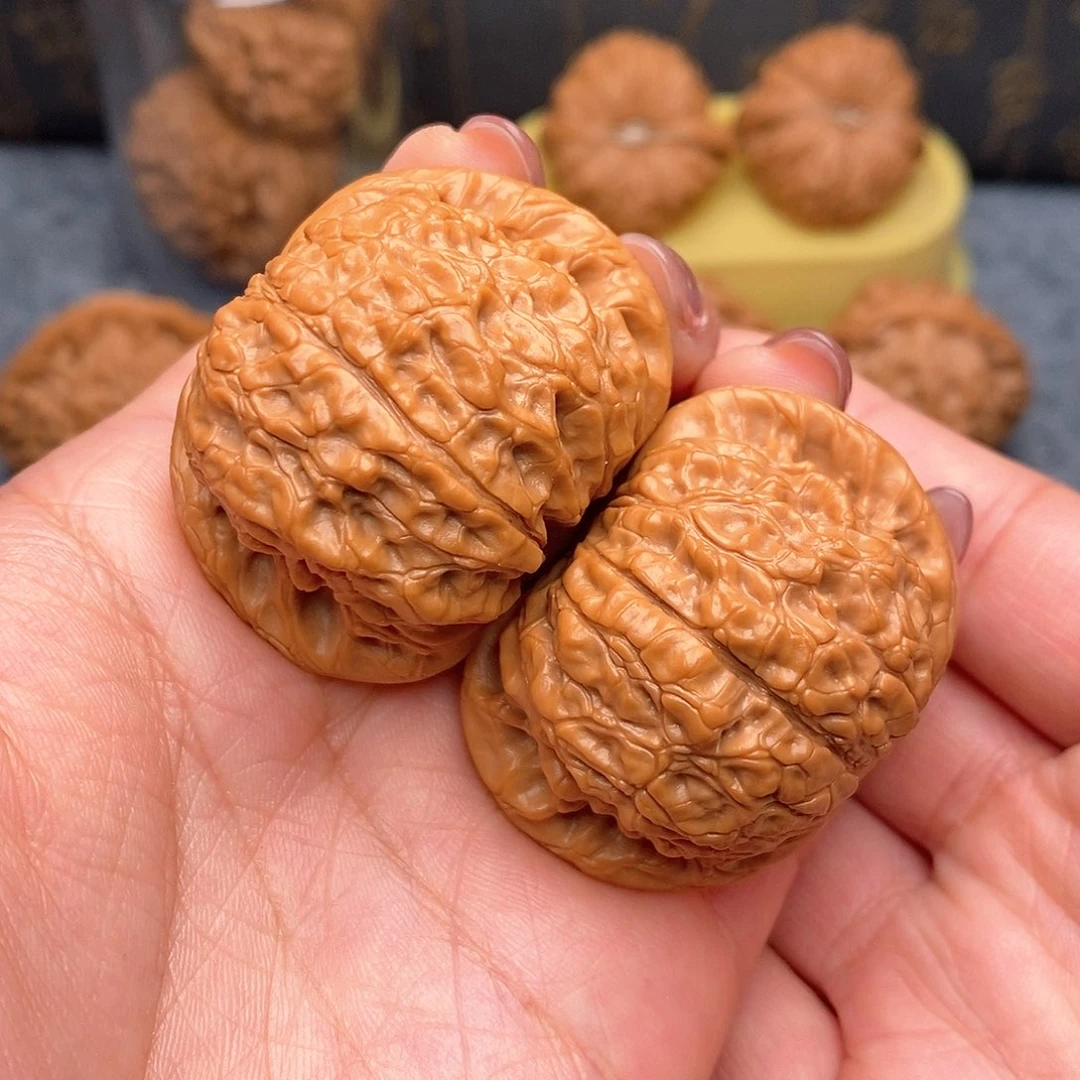 文玩核桃把件血麒麟44