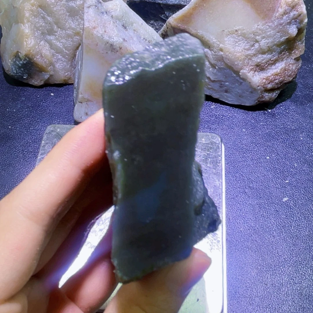 未镶嵌和田玉珠宝半成品