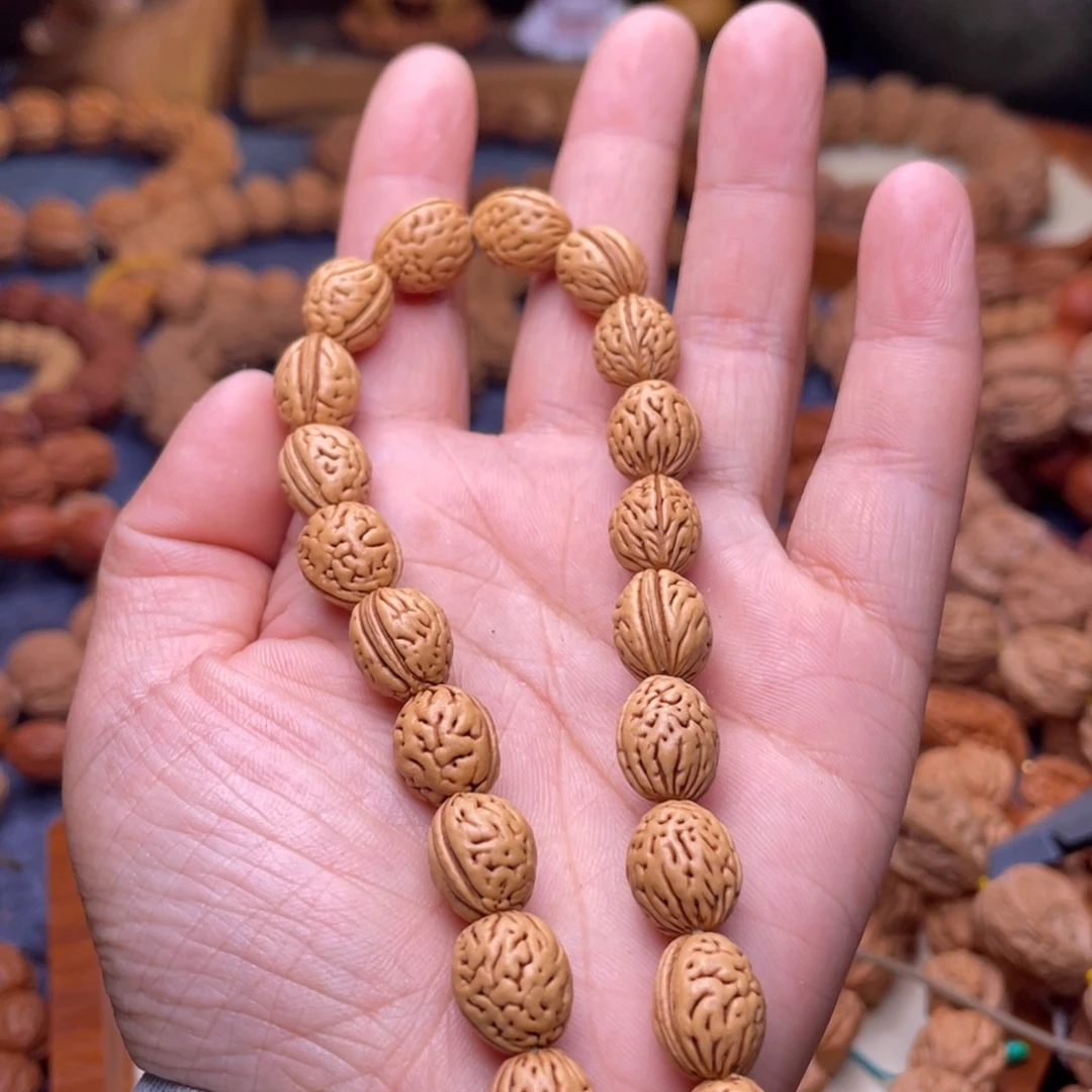 k***3文玩核桃吊坠桃核