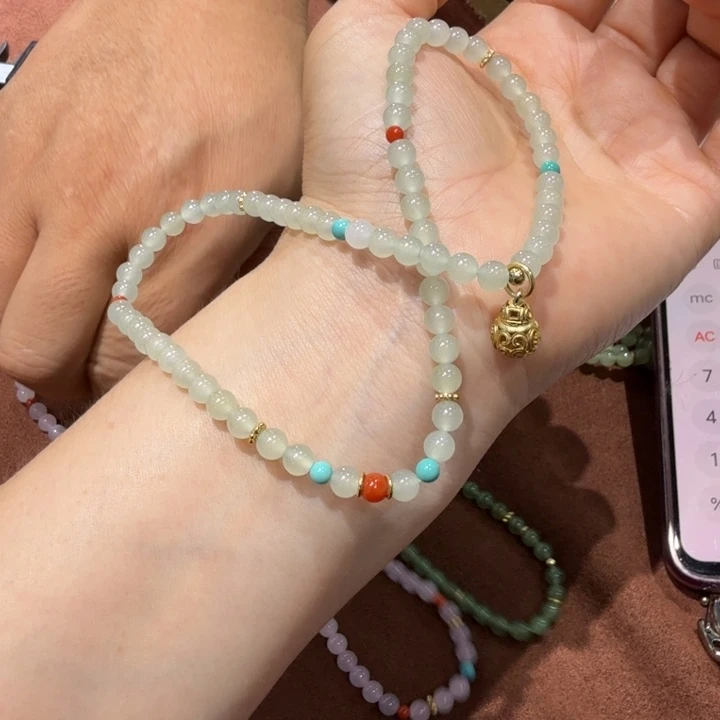 啦***啦未镶嵌手链和田玉