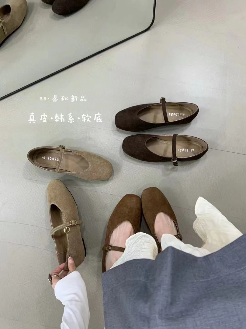 Q 446-6 法式平底一字扣带真皮2025年春季新款温柔晚风单鞋