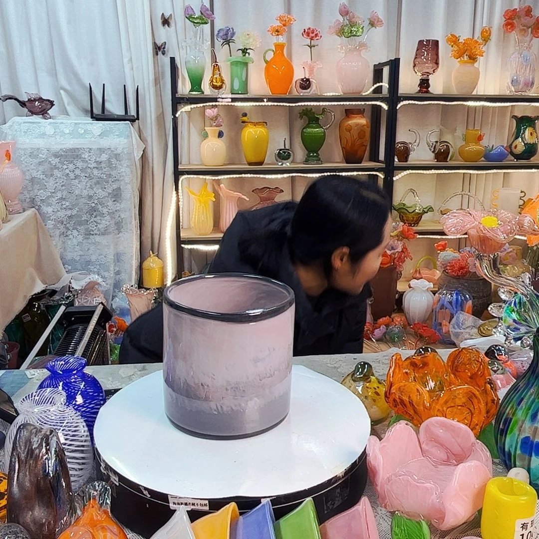 大桶家悦美居琉璃工艺品