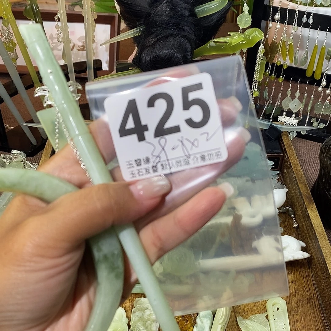 木***兔蛇纹石玉未镶嵌发饰