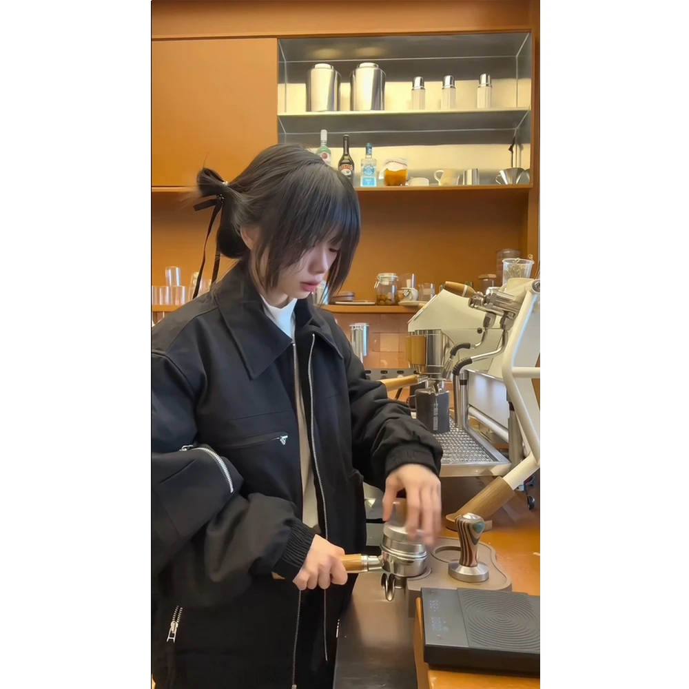 new decay 24FW 工装廓形飘带多口袋炮弹Bomber 翻领外套夹克男士