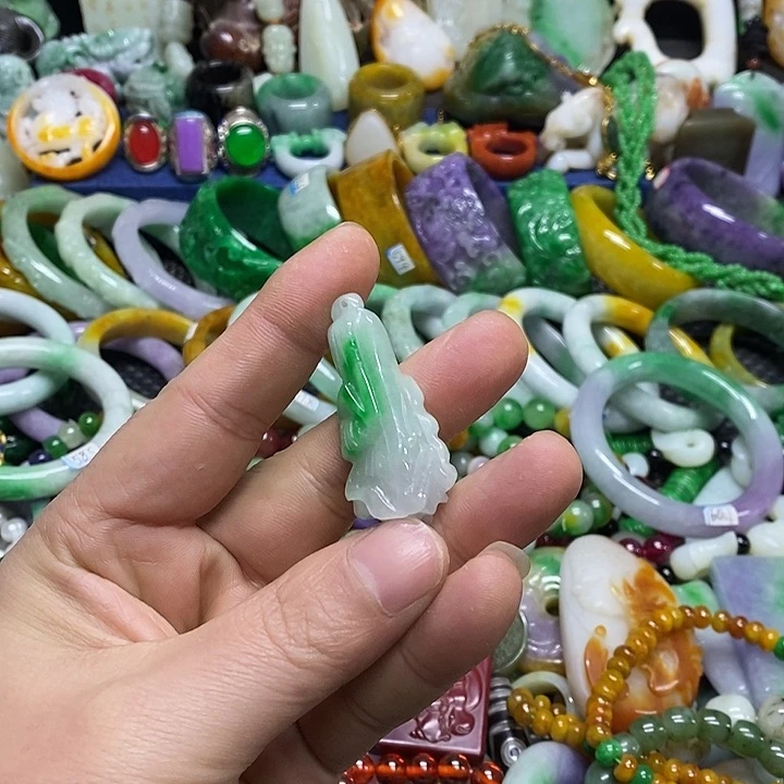 颈饰未镶嵌翡翠缅甸翡翠首饰配饰