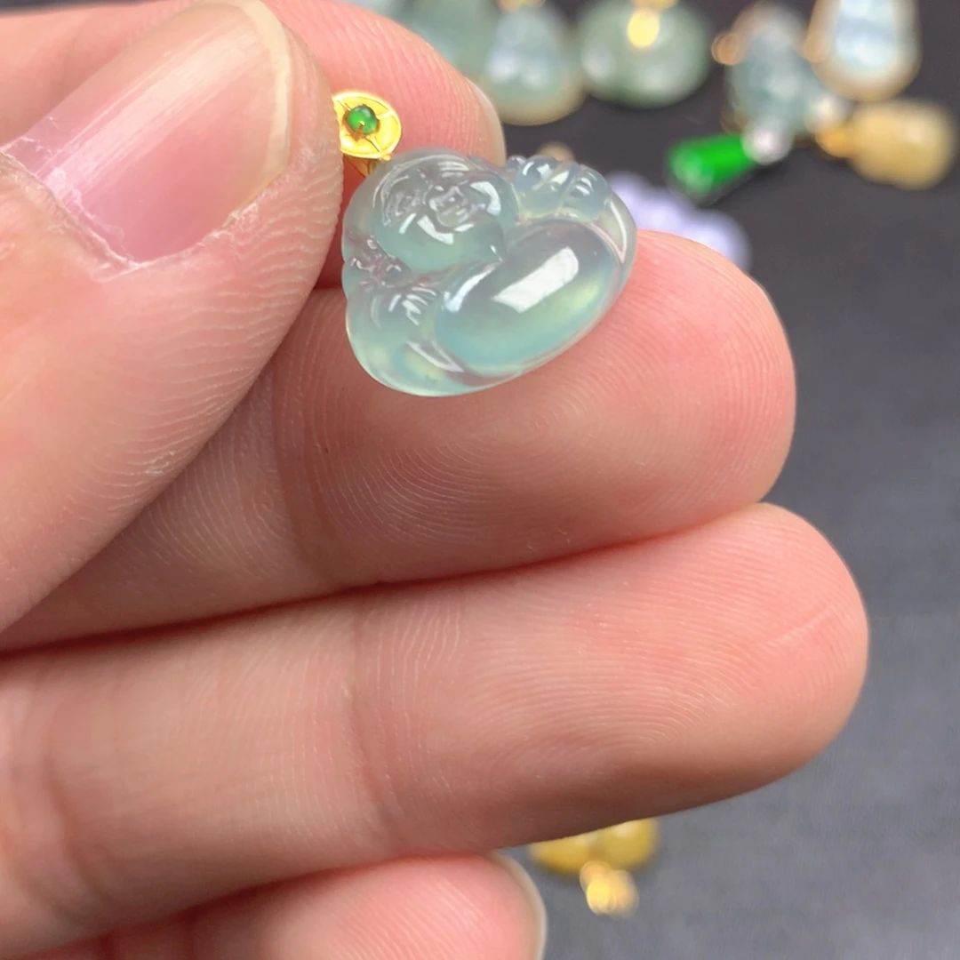 【闪购商品】颈饰18K金镶嵌翡翠翡翠