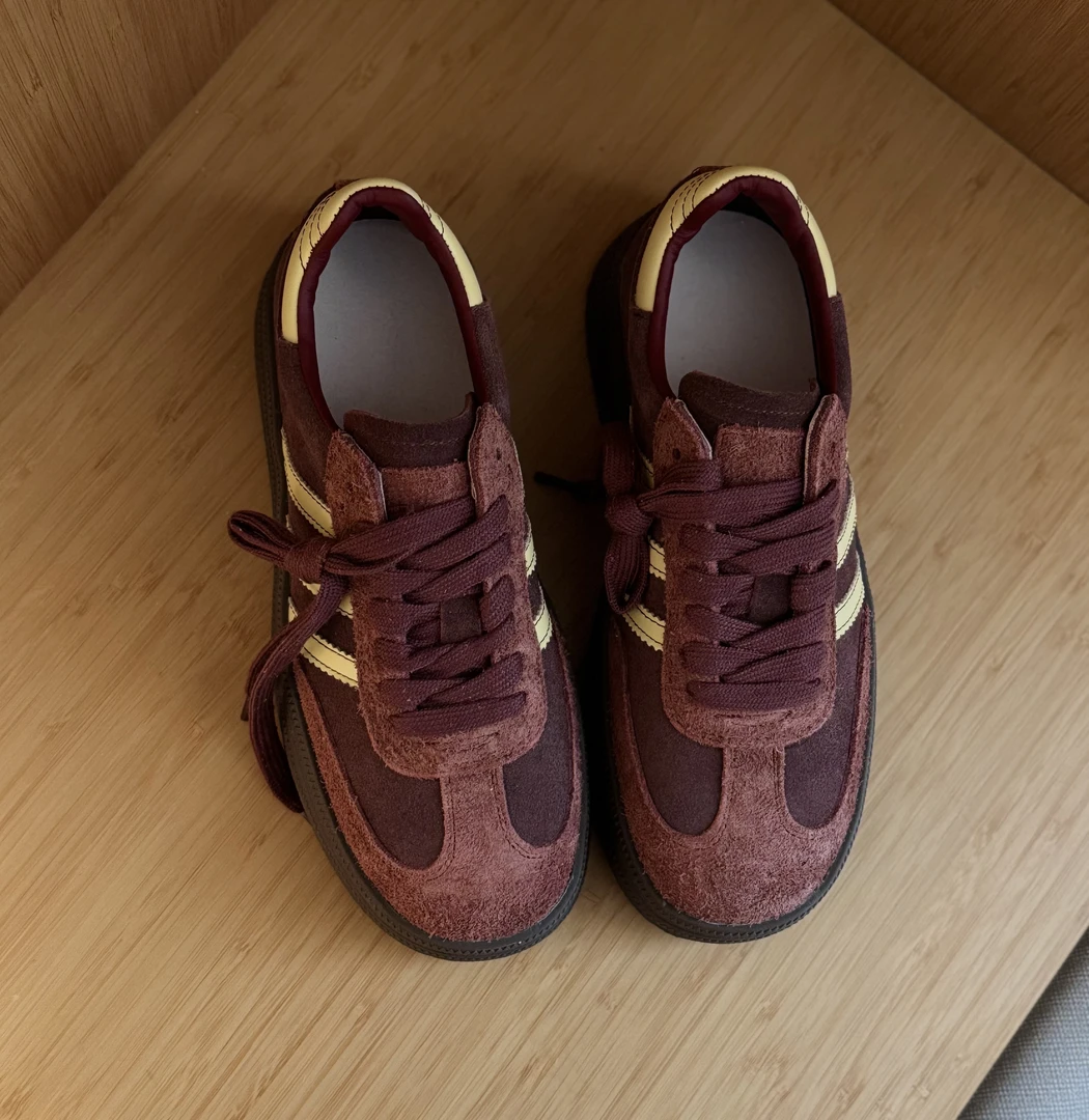 精选特特福福休闲运动百搭女鞋-样品 微瑕~1299