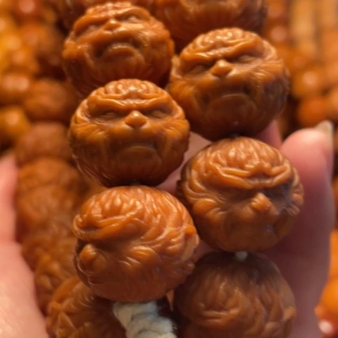 手串猴头核桃东**资舞台
