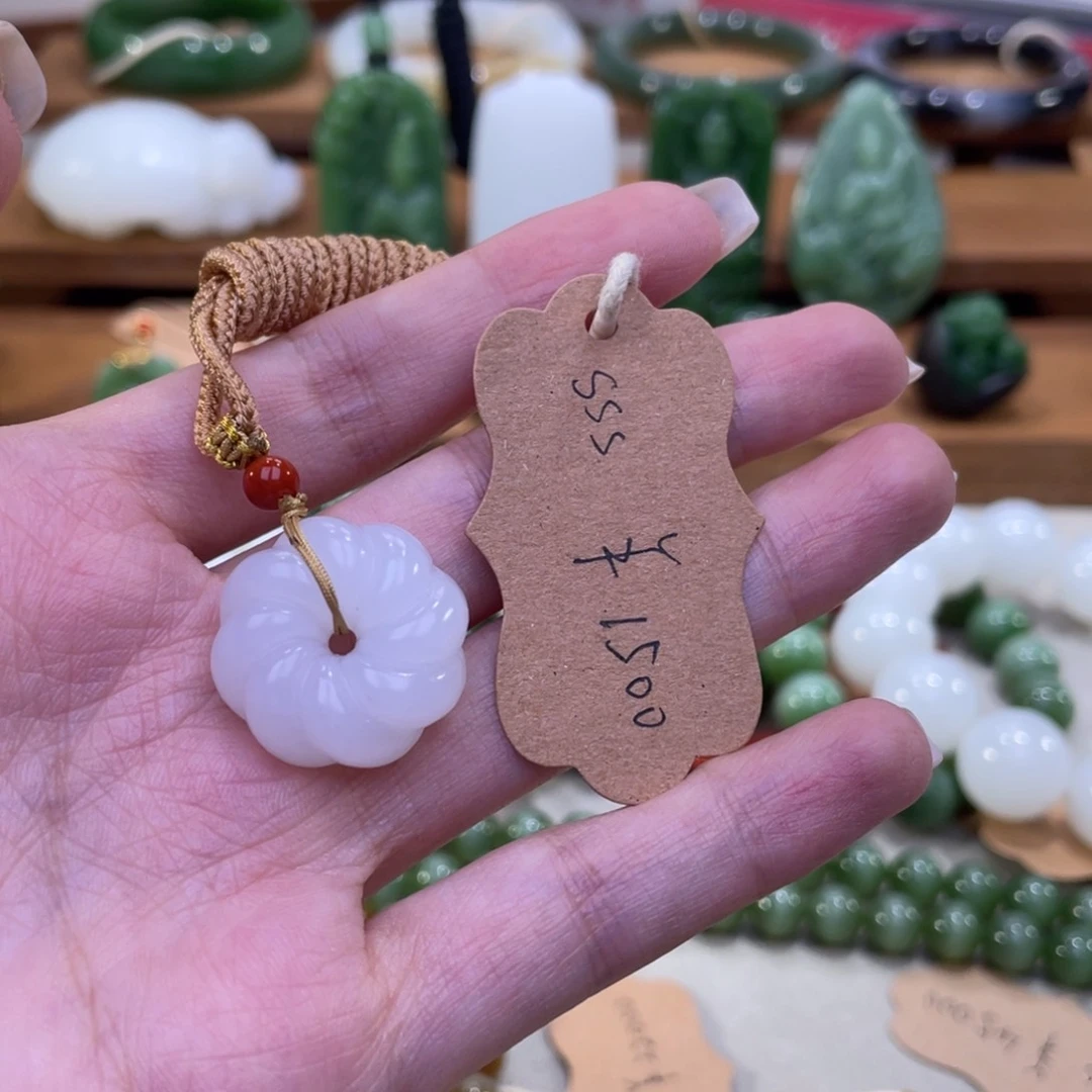 吊坠(不含链)未镶嵌和田玉